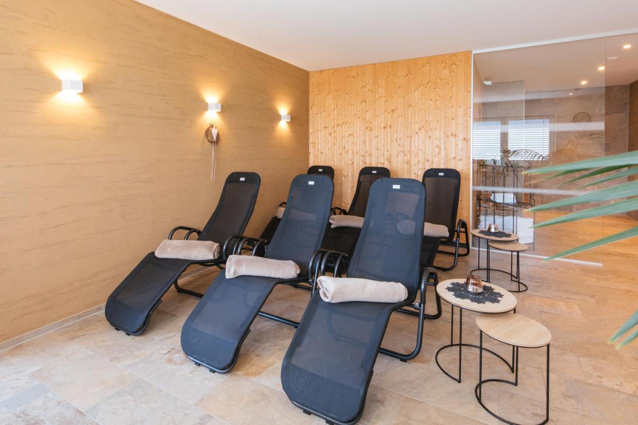 Alpenpanorama Konzett Apartment ฟาสชินา ภายนอก รูปภาพ