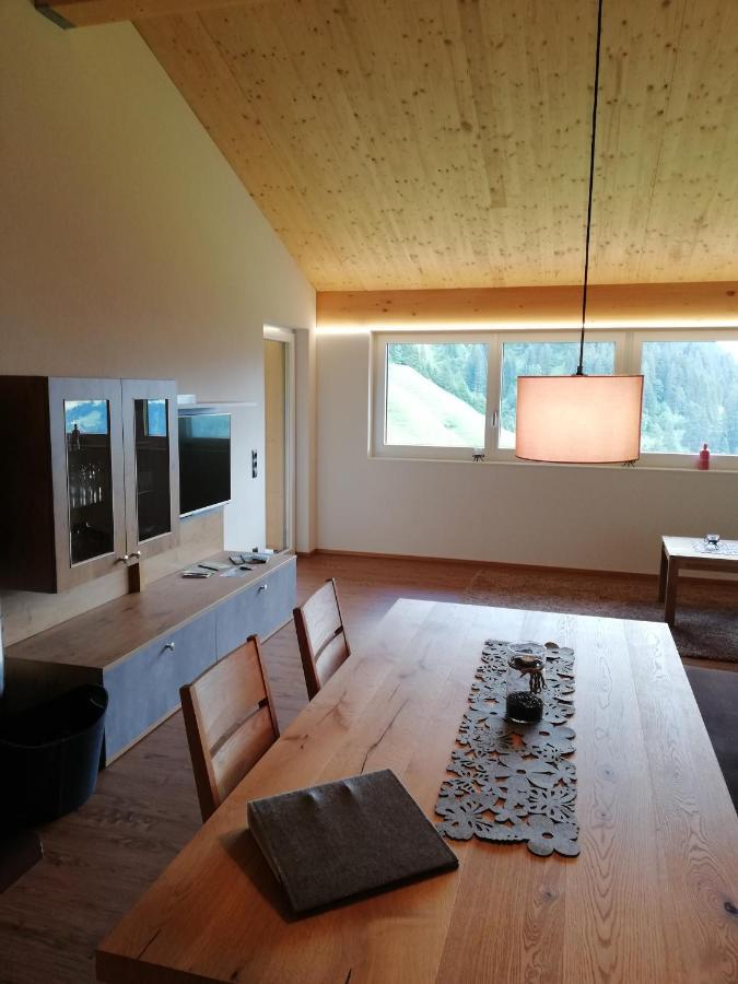 Alpenpanorama Konzett Apartment ฟาสชินา ภายนอก รูปภาพ
