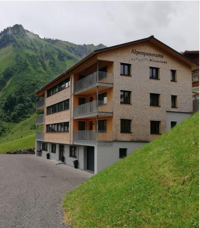 Alpenpanorama Konzett Apartment ฟาสชินา ภายนอก รูปภาพ